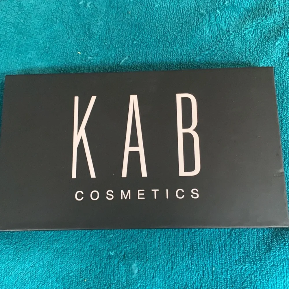 KAB cosmetics perfect eyeshadow